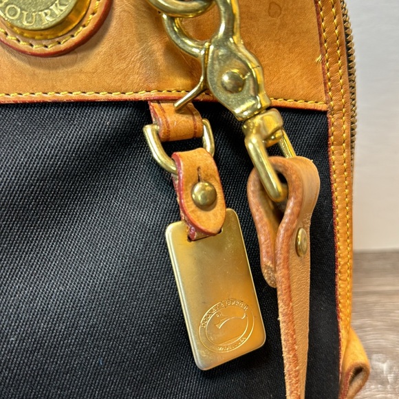 Vintage dooney & Bourke bag - Picture 2 of 9